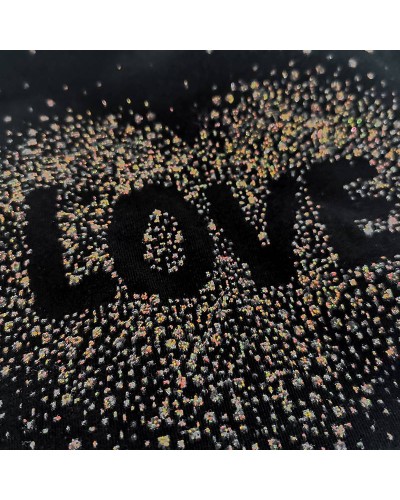 t-shirt  donna serigrafata a mano, con stampa "LOVE" glitterato.